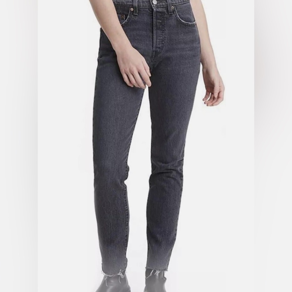 Levi’s 501 S Skinny Jeans | Washed Black | Size W28 x L28
